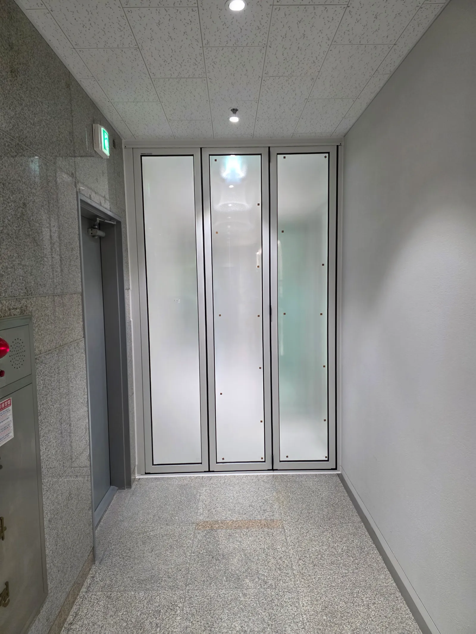 주거시설 낮은레일 폴딩도어 시공사례